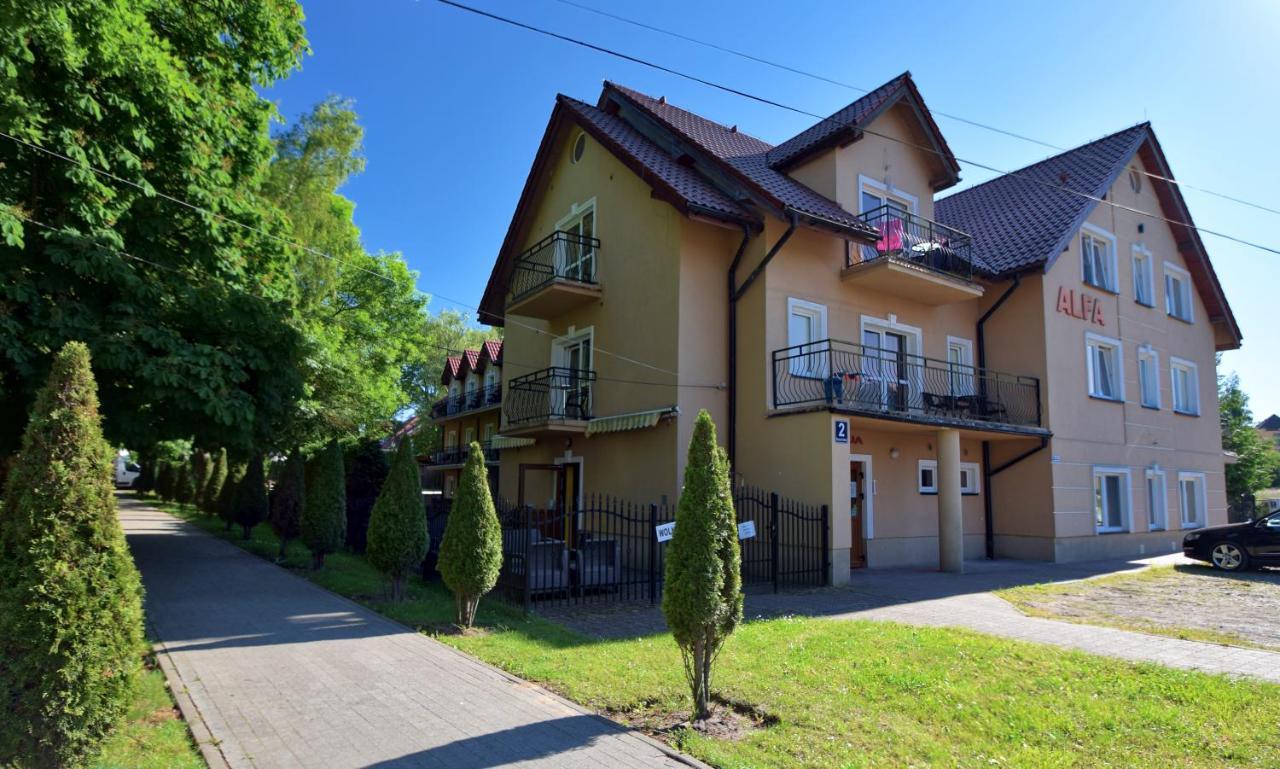 Ow Alfa Hotel Ревал Екстериор снимка